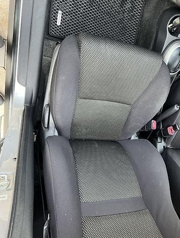 торг: Toyota Ist: 2003 г., 1.5 л, Автомат, Бензин, Хэтчбэк — 7