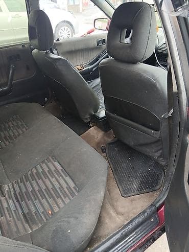 мазда 323 1990: Mazda 323: 1994 г., Механика, Бензин, Хэтчбэк — 5