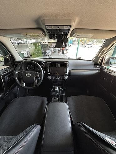 фурандер: Toyota 4Runner: 2020 г., 4 л, Автомат, Бензин, Внедорожник — 10