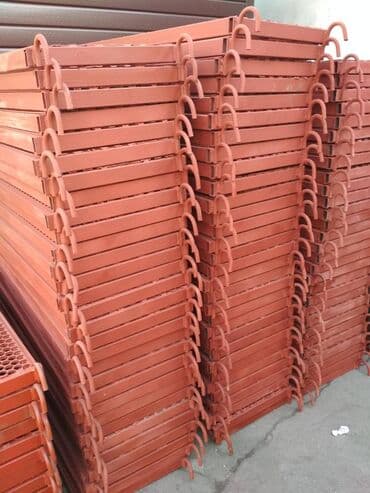 продаю газонокосилку: Продается строительные леса. Наш адрес завод Ленина по адресу Льва — 5