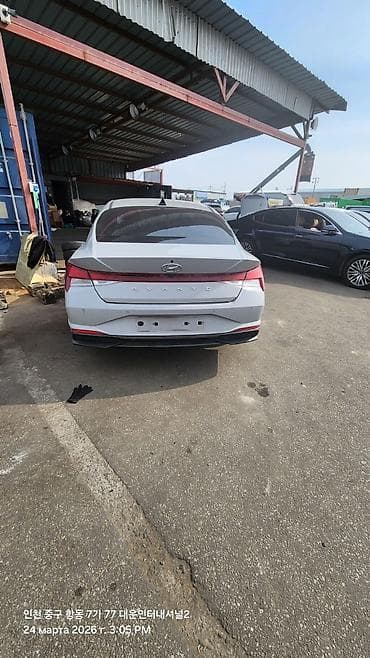 e class: Hyundai Avante: 2021 г., 1.6 л, Автомат, Гибрид, Седан — 4