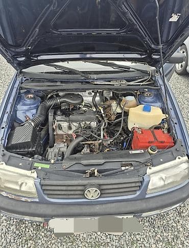 мини электро машына: Volkswagen Passat: 1995 г., 1.8 л, Механика, Бензин, Универсал — 10