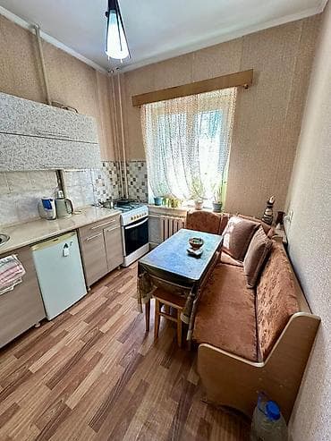 105 с7 мкр: 2 комнаты, 54 м², 105 серия, 2 этаж, Старый ремонт — 1