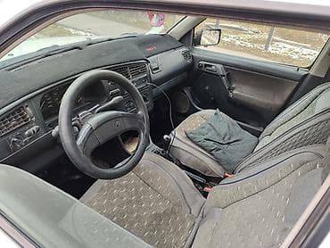 волга новый: Volkswagen Golf: 1993 г., 1.6 л, Ручные, Газ — 5