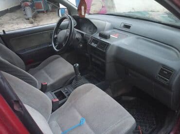 митсубиси спейвагон: Mitsubishi Space Wagon: 1995 г., 2 л, Бензин, Универсал — 8