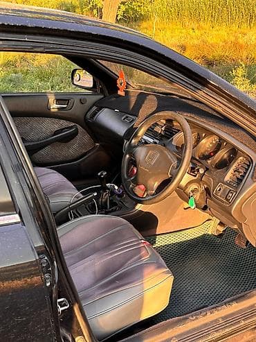 kirgiz auto: Honda Accord: 1999 г., 2 л, Механика, Бензин, Седан — 6