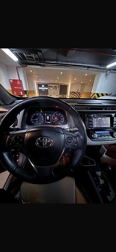 bid e2: Toyota RAV4: 2018 г., Автомат, Бензин, Кроссовер — 4