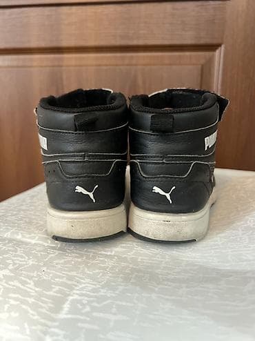 шорты puma: Кроссовки Puma, детские/подростковые, модель mid-cut (средняя высота — 3