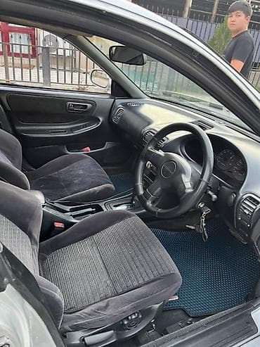 качан: Honda Integra: 2000 г., 1.8 л, Кол менен иштөөчү, Бензин, Седан — 8