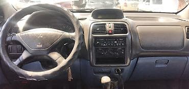 r20 amg: Mitsubishi Space Star: 2001 г., 1.3 л, Механика, Бензин, Хэтчбэк — 3