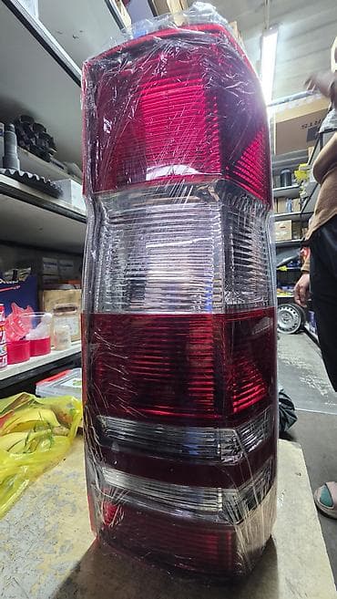 led h1: Комплект стоп-сигналов Mercedes-Benz — 1