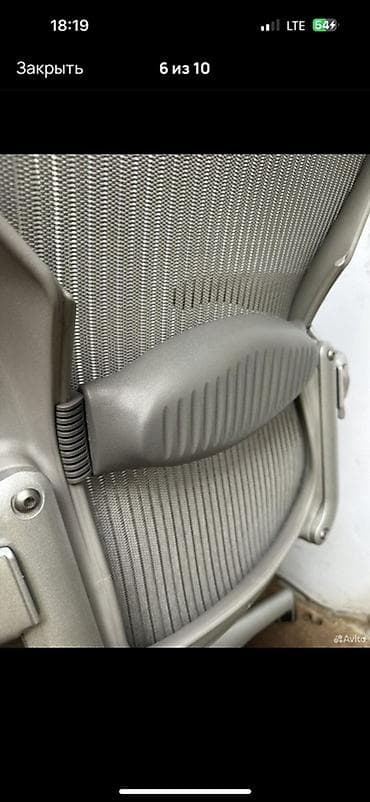 Эргономичное компьютерное кресло Herman Miller Aeron с сетчатой — 6