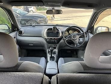 fit 1 3: Toyota RAV4: 2002 г., 1.8 л, Автомат, Бензин, Кроссовер — 4
