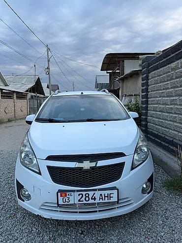 шваралет авио: Chevrolet Spark: 2012 г., 1 л, Автомат, Бензин, Хэтчбэк — 1