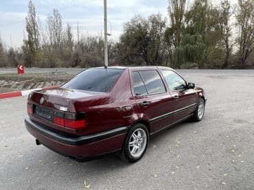 обмен авто на земельный участок: Volkswagen Vento: 1993 г., 1.8 л, Механика, Бензин, Седан — 6
