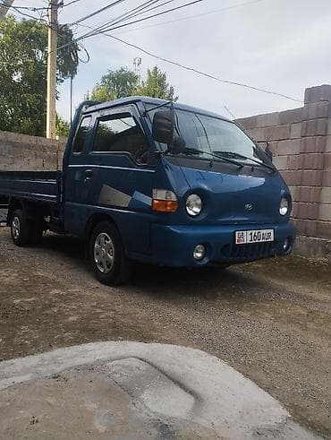Hyundai Porter: 2003 г., 2.5 л, Механика, Газ at lalafo.kg Hyundai Porter: 2003 г., 2.5 л, Механика, Газ