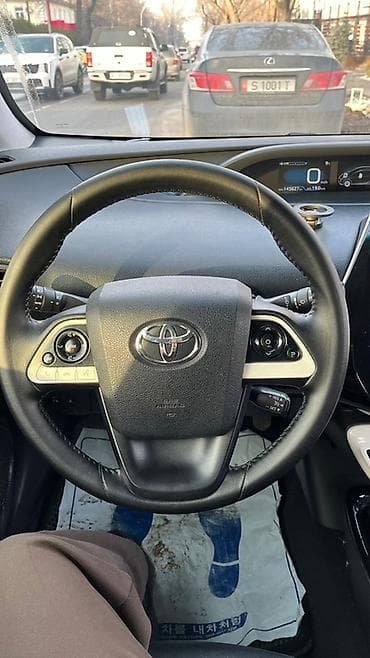 prius 2006: Toyota Prius: 2017 г., 1.8 л, Вариатор, Гибрид, Лифтбек — 4