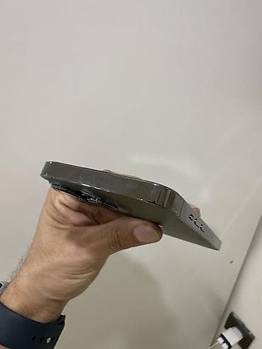 фотоаппарат instax: IPhone 13 Pro, Б/у, 256 ГБ, Зарядное устройство, Защитное стекло, Чехол, В рассрочку, 94 % — 6