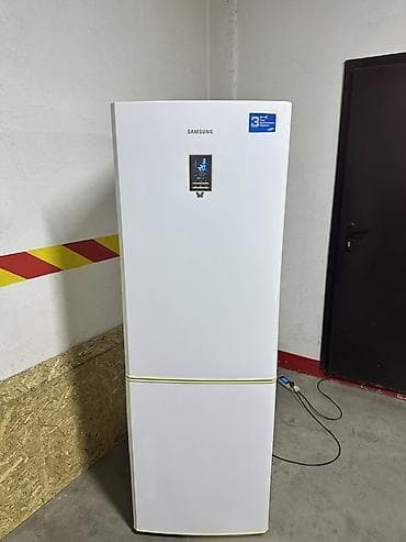 холодильники на дордое: Холодильник Indesit, Б/у, Двухкамерный, De frost (капельный), 60 * 185 * 60 — 5