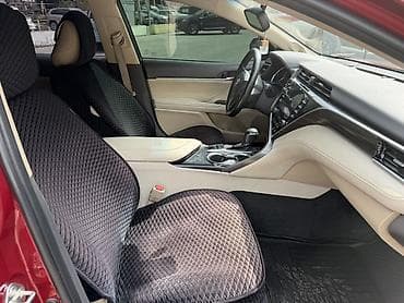 твих диска: Toyota Camry: 2018 г., 2.5 л, Вариатор, Гибрид, Седан — 9