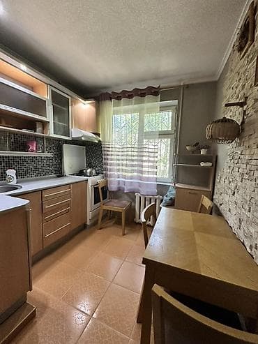 боконбаево: 3 комнаты, 58 м², 2 этаж, Евроремонт — 2