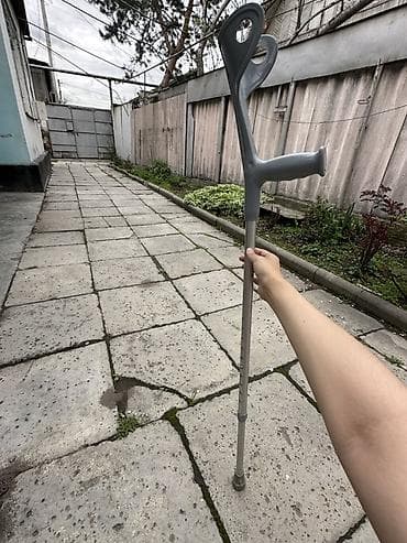 костыля: Костыль локтевой (канадка), регулируемый - Тип: одноместный локтевой — 2