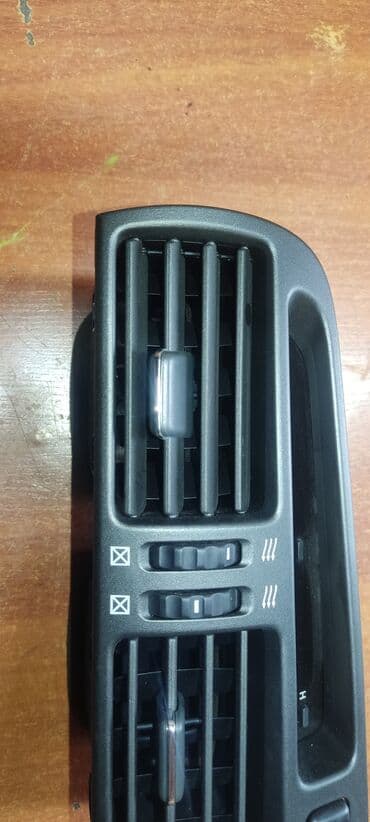 aristo: Дефлектор воздуховода Toyota Б/у, Оригинал, Япония — 3