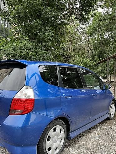 р 19: Honda Jazz: 2008 г., 1.3 л, Механика, Бензин, Хэтчбэк — 10