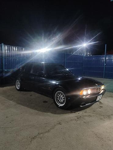 BMW 5 series: 1991 г., 2.5 л, Механика, Бензин, Седан — 2
