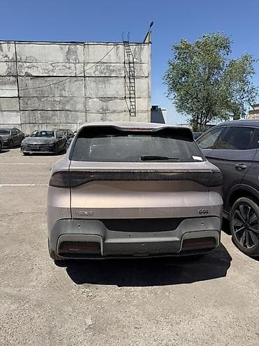 changan: Changan Qiyuan Q05: 2026 г., Вариатор, Электромобиль, Лифтбек — 3