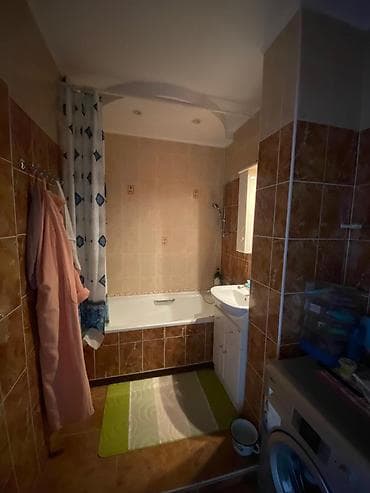 кок жар хата: 3 комнаты, 70 м², 12 мкр 106 серия, 8 этаж, Старый ремонт — 8