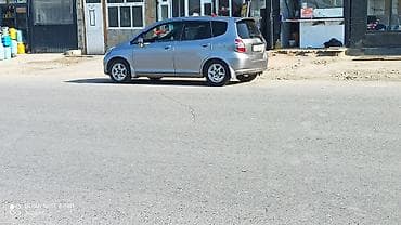 124 е: Honda Fit: 2003 г., 1.3 л, Автомат, Бензин, Хэтчбэк — 1