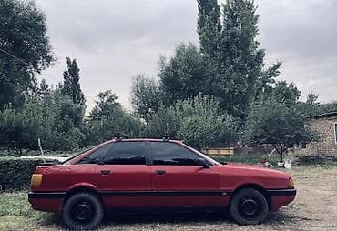 Audi 80: 1990 г., 1.8 л, Механика, Бензин, Седан