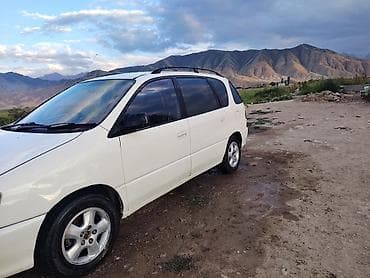 противен: Toyota Ipsum: 1997 г., Автомат, Бензин, Минивэн — 2