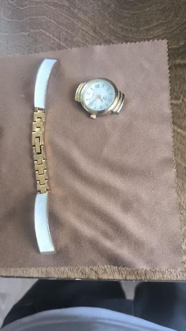 Наручные часы с раздельным корпусом и браслетом - Классический