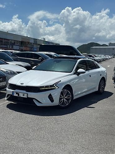geely e5: Kia K5: 2021 г., Автомат, Седан — 1