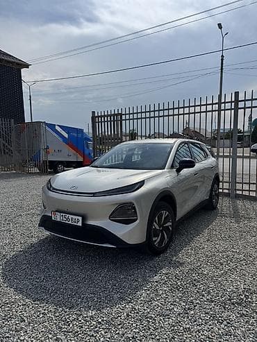 Changan Qiyuan Q05: 2026 г., 1.2 л, Робот, Электромобиль, Кроссовер — 1