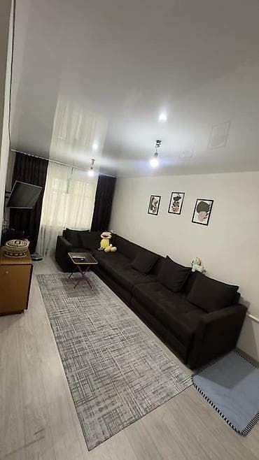Продажа квартир: 3 комнаты, 58 м², 1 этаж — 3