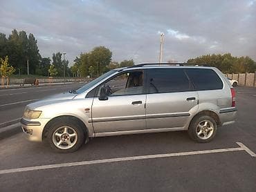 Mitsubishi Space Wagon: 2000 г., 2.4 л, Кол менен иштөөчү, Бензин, Универсал — 5