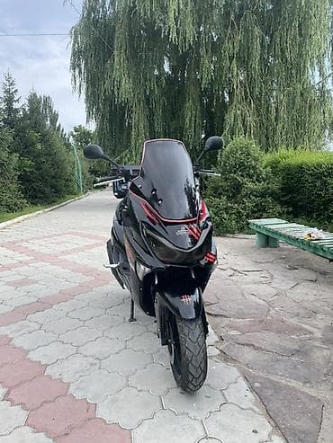 crv 2: Макси-скутер 150 куб. см, Бензин, Б/у — 2