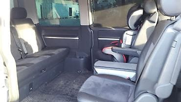 люк на бус: Volkswagen Multivan: 2010 г., 2 л, Автомат, Дизель, Минивэн — 4
