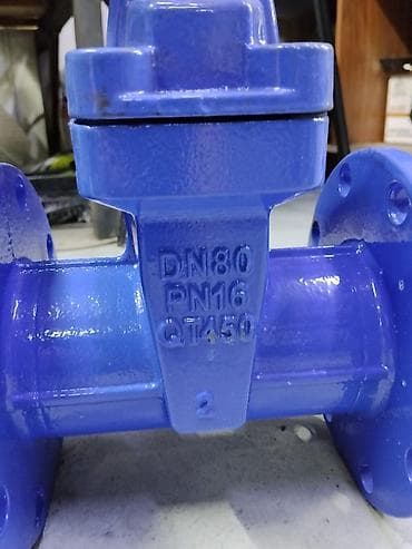 чук: Задвижка фланцевая чугунная с резиновым клином DN80 PN16 (маркировка — 2