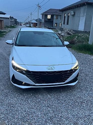 Hyundai Avante: 2021 г., 1.6 л, Бензин, Седан