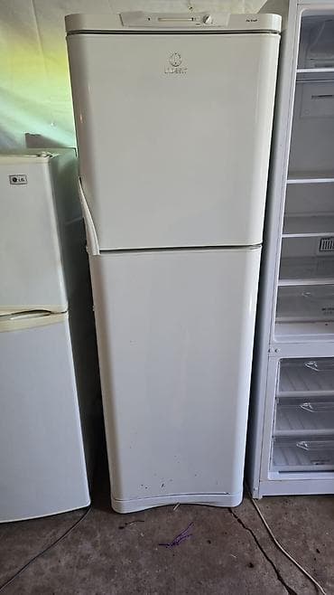 Холодильник Indesit, Двухкамерный, No frost, 185 * 60