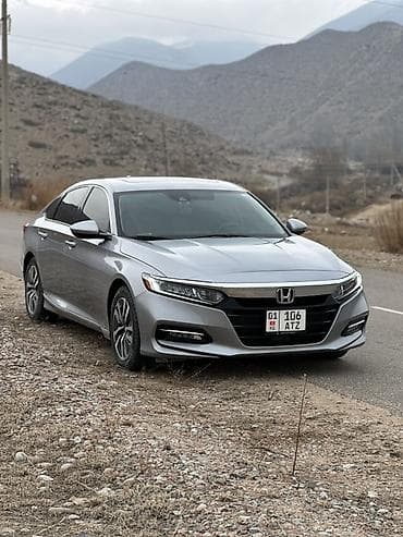 mini car: Honda Accord: 2019 г., 2 л, Вариатор, Гибрид, Седан — 6