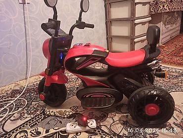 электронные машинки: Детский электрокар, Б/у — 4