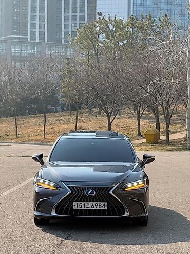 Lexus: Lexus ES: 2022 г., 2.5 л, Вариатор, Гибрид, Седан — 3