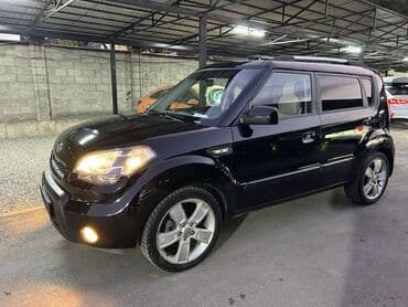 крутые машины: Kia Soul: 2010 г., 1.6 л, Автомат, Бензиновая, Хэтчбэк — 11