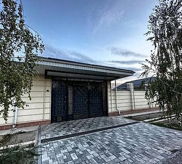 Недвижимость: 🏡 Продается современный дом в г. Токмок 📍 Тихий центр (ул. Татарская / — 1