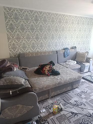 гастивой дом: Сдаётся 1‑комнатная квартира. Планировка и помещения: - Просторная — 3